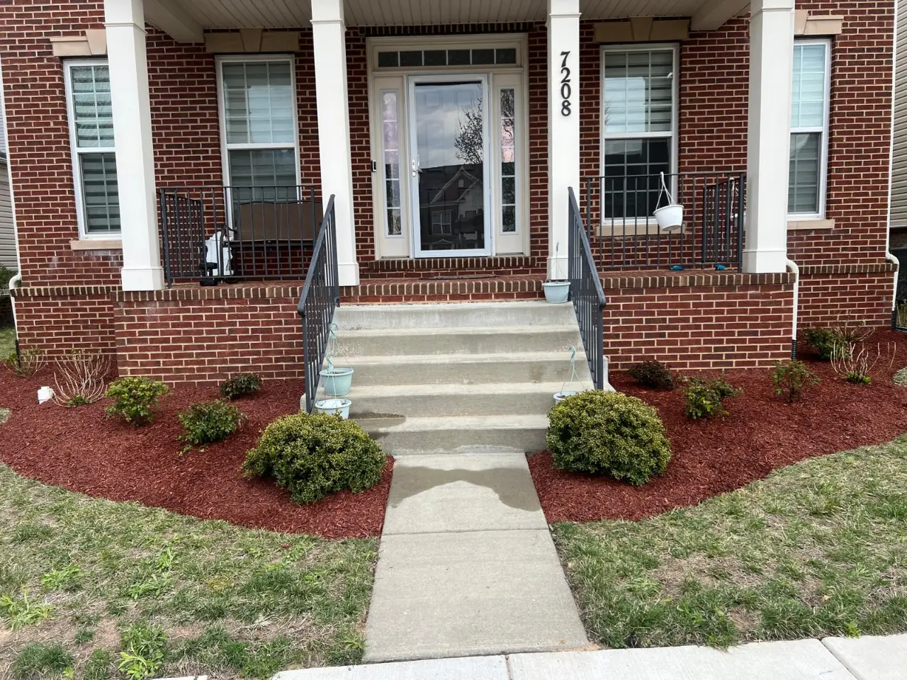 Landscape mulching in Maryland